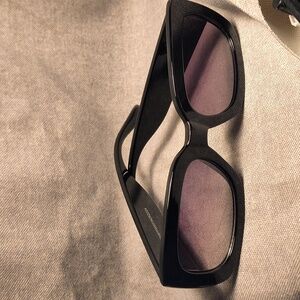 Sun glasses new like